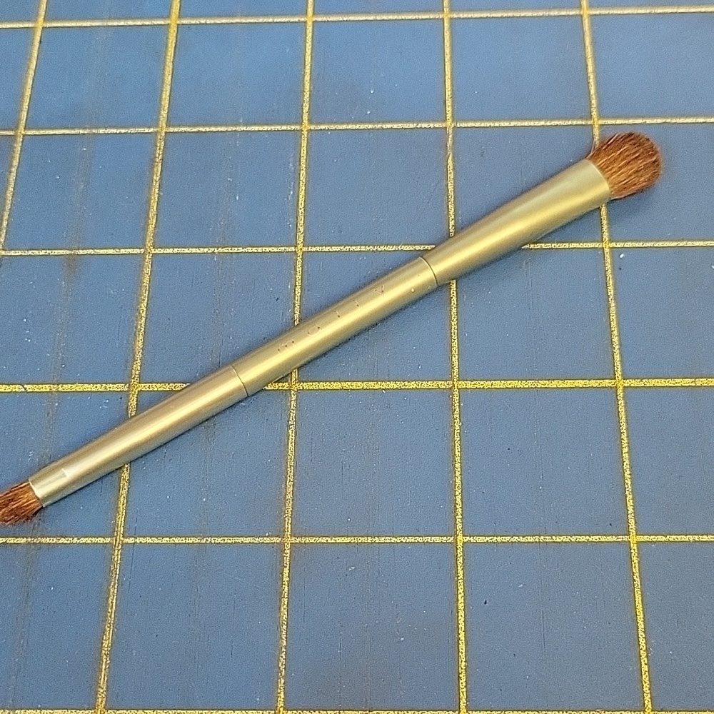 Mally Brush Double Ended 4.5" NEW